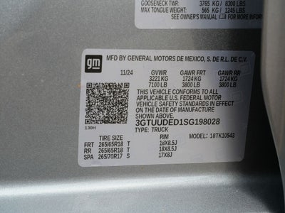 2025 GMC Sierra 1500 SLT