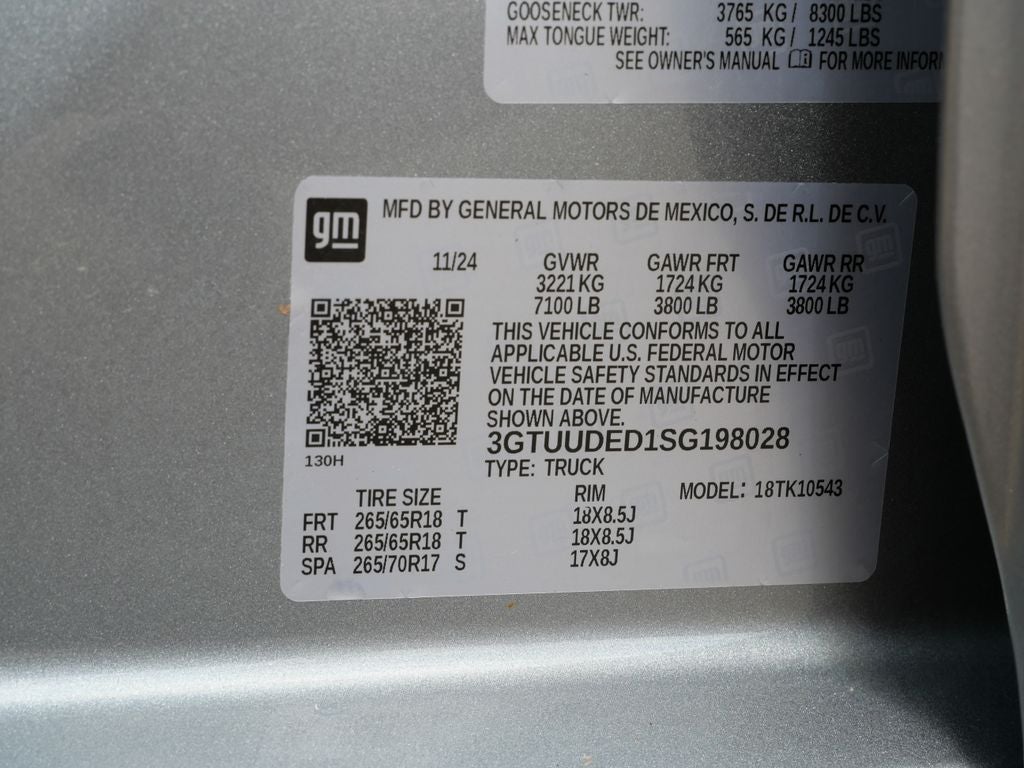 2025 GMC Sierra 1500 SLT