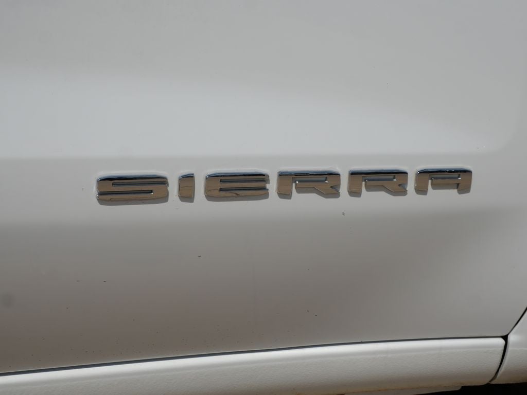 2025 GMC Sierra 1500 SLT 4WD | 5.3L V8
