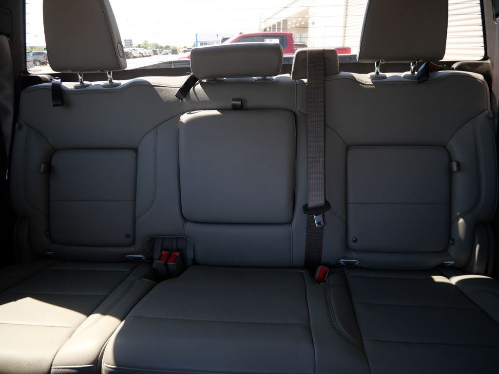 2025 GMC Sierra 1500 SLT 4WD | 5.3L V8