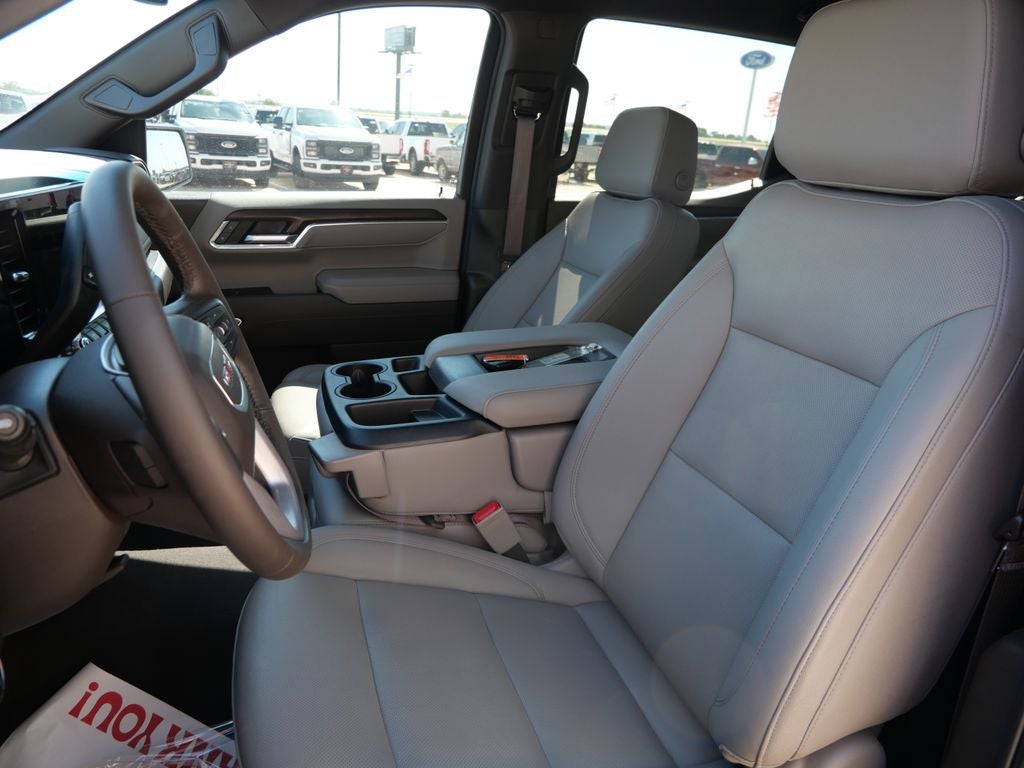 2025 GMC Sierra 1500 SLT 4WD | 5.3L V8