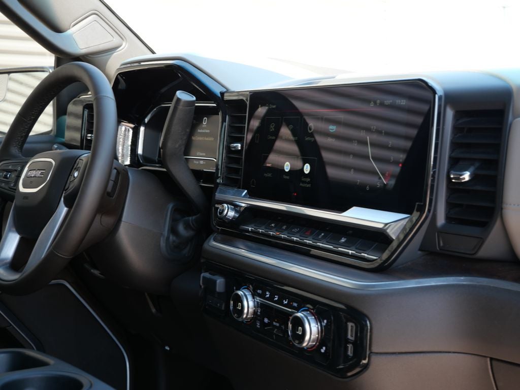 2025 GMC Sierra 1500 SLT 4WD | 5.3L V8