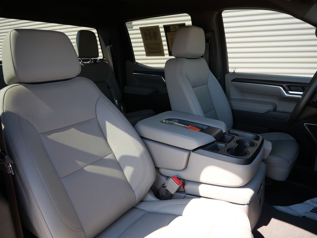 2025 GMC Sierra 1500 SLT 4WD | 5.3L V8