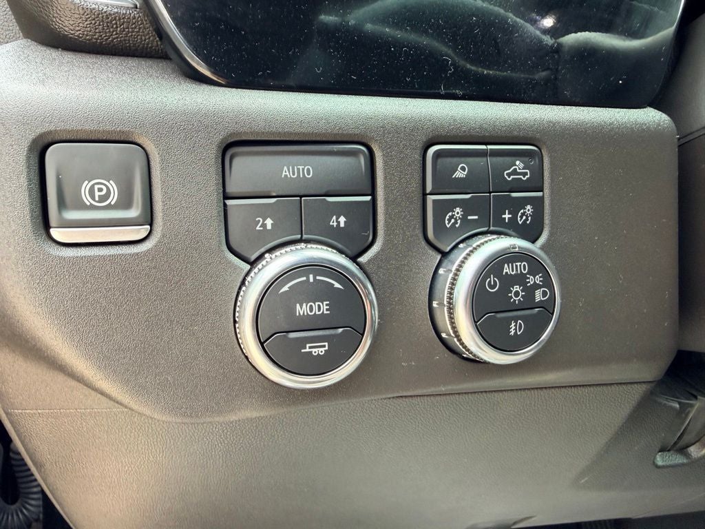 2025 GMC Sierra 1500 SLT 4WD | 5.3L V8