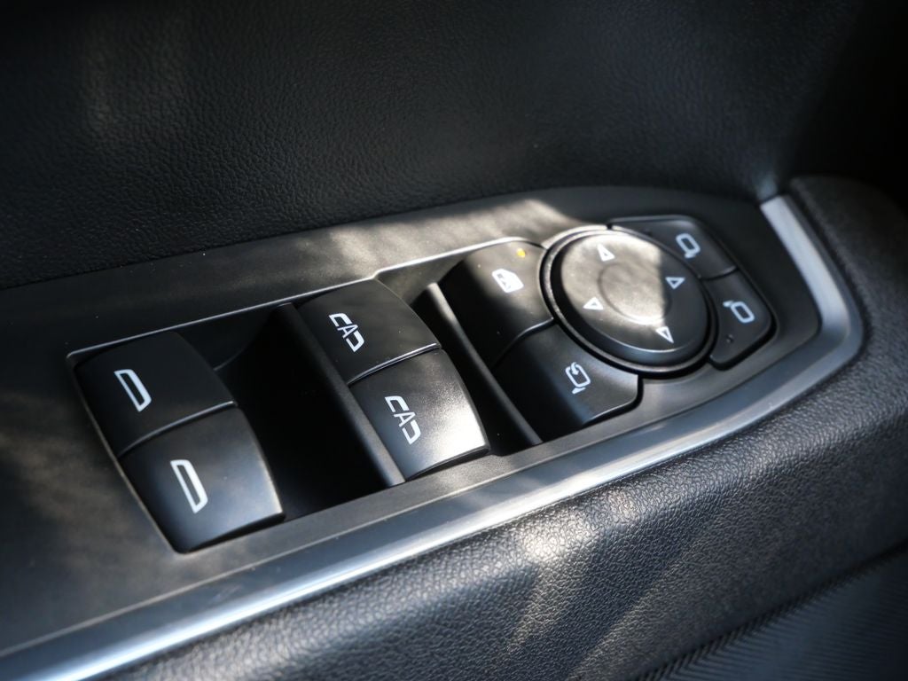 2025 GMC Sierra 1500 SLT 4WD | 5.3L V8