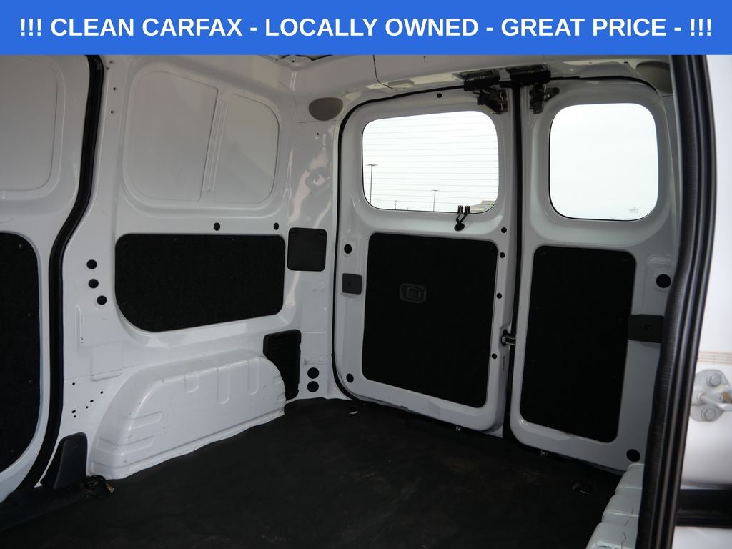 2015 Nissan NV200 SV Cargo Van
