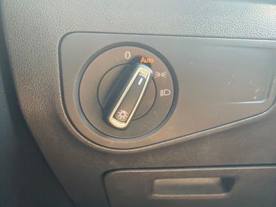 2019 Volkswagen Tiguan 2.0T SE