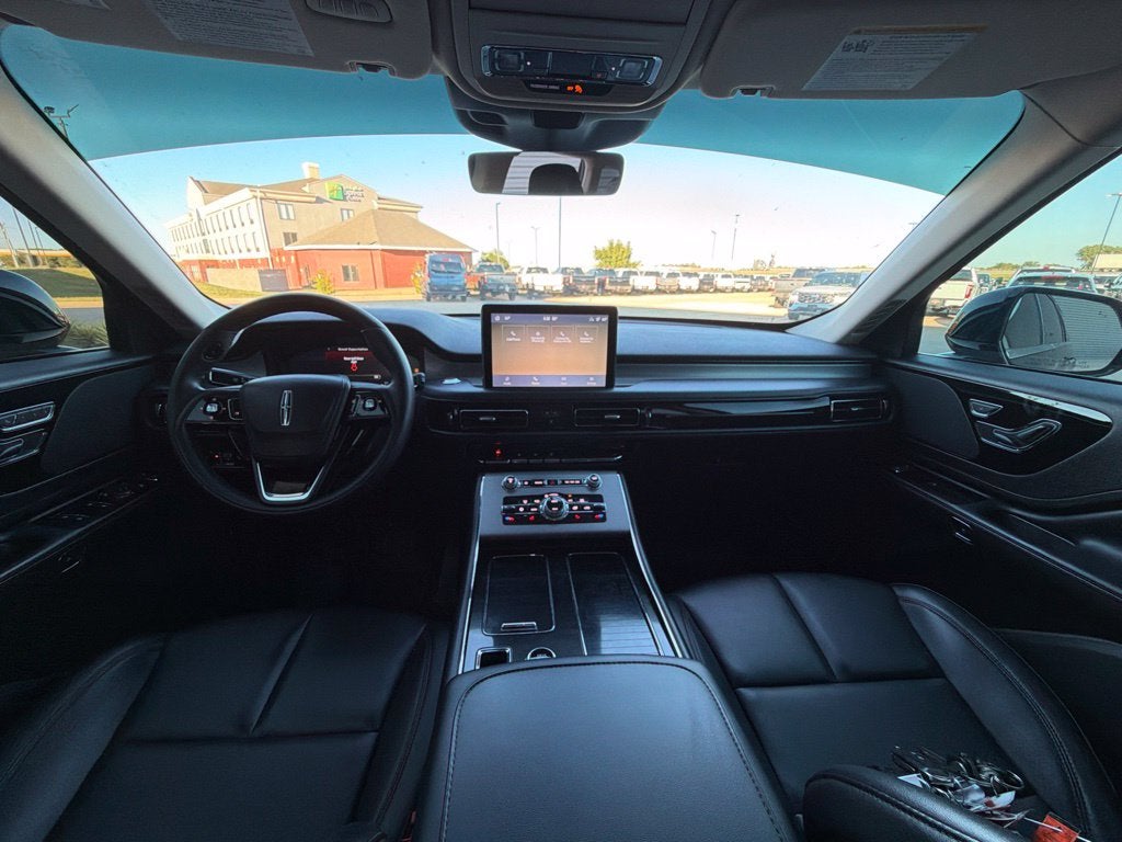 2023 Lincoln Aviator Standard AWD
