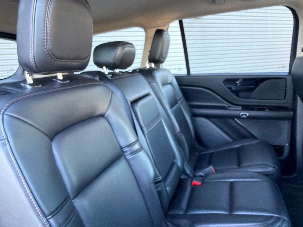 2023 Lincoln Aviator Standard AWD