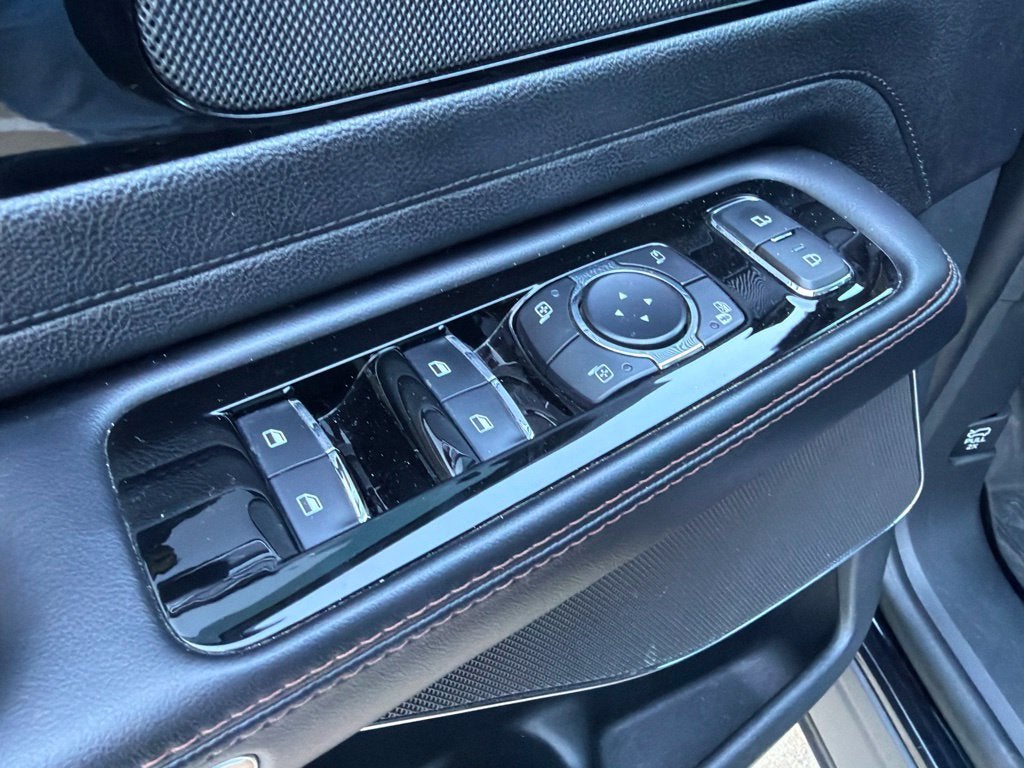 2023 Lincoln Aviator Standard AWD