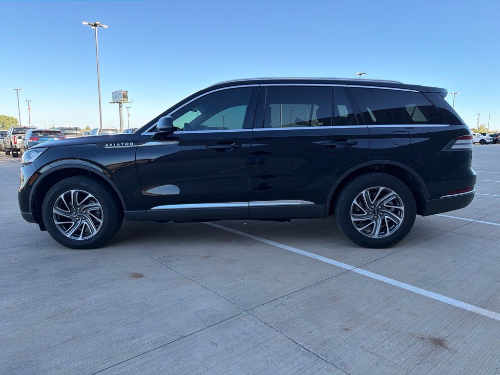 2023 Lincoln Aviator Standard AWD