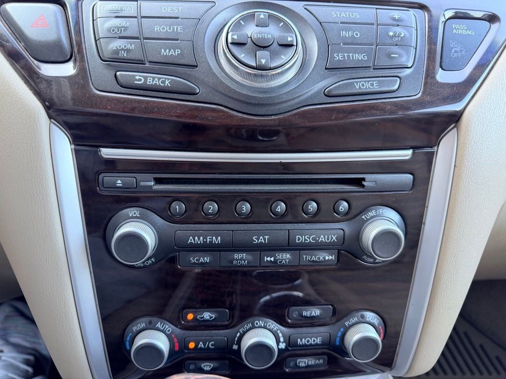 2013 Nissan Pathfinder Platinum 4WD | 7 Passenger