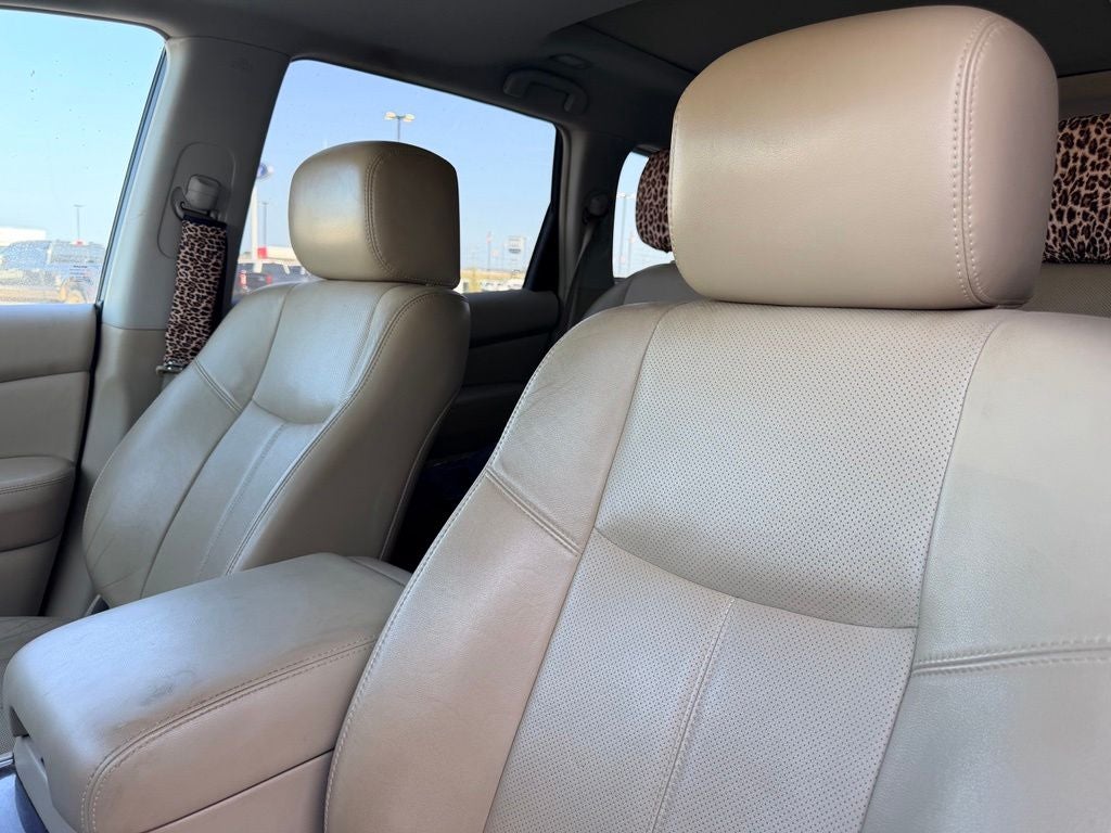 2013 Nissan Pathfinder Platinum 4WD | 7 Passenger