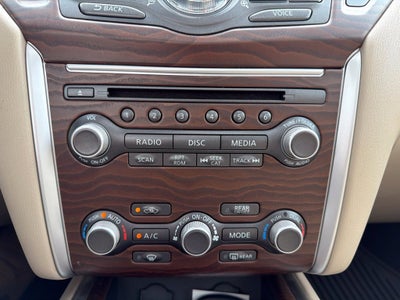 2017 Nissan Pathfinder Platinum 4WD | 7 Passenger