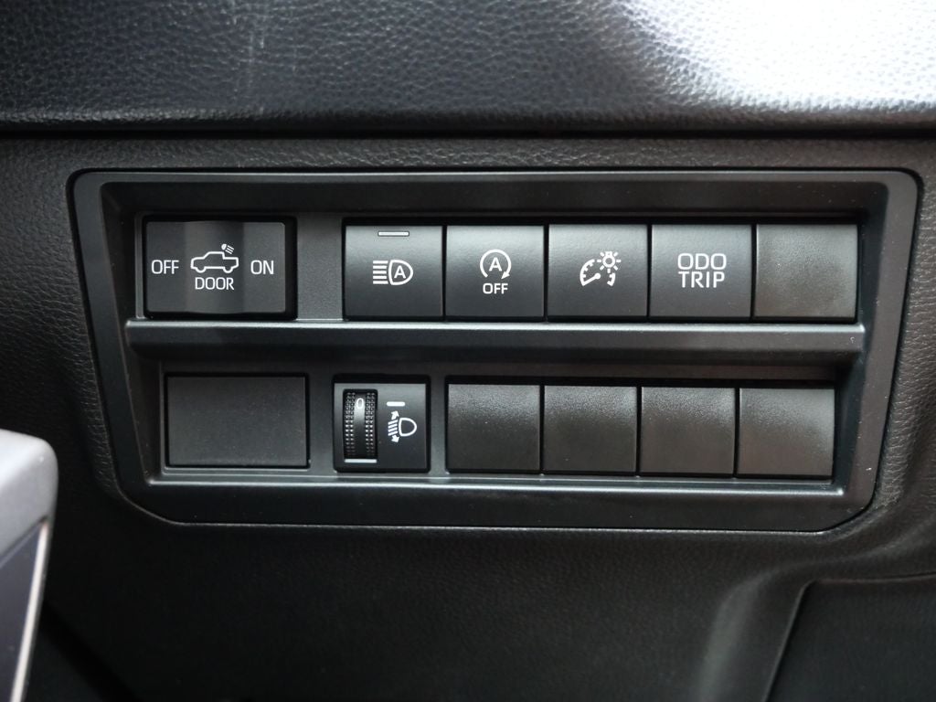 2022 Toyota Tundra SR5 4WD | All Terrain