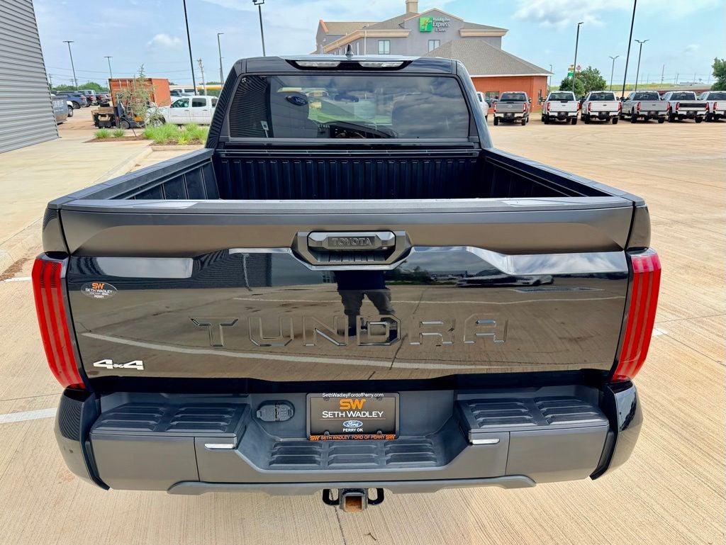 2022 Toyota Tundra SR5 4WD | All Terrain