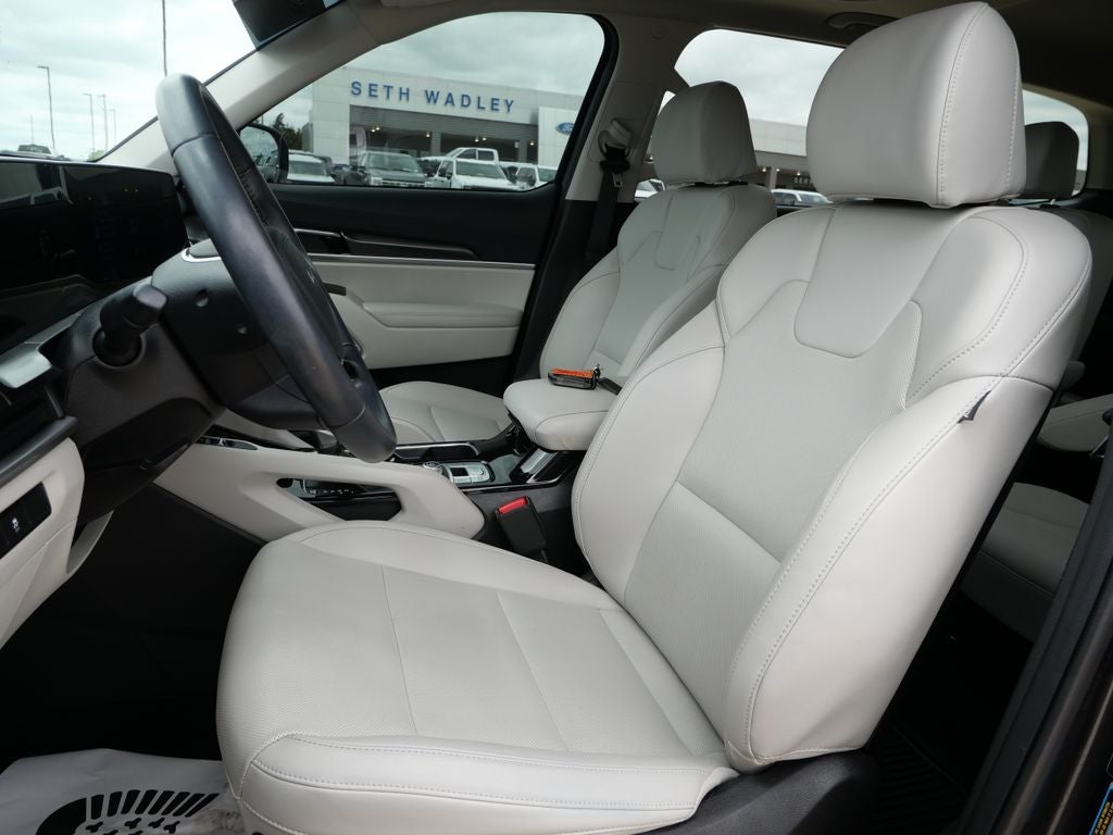 2023 Kia Telluride S 7 Passenger