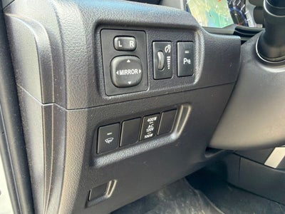 2016 Toyota 4Runner Limited 4WD | Luxury Pkg