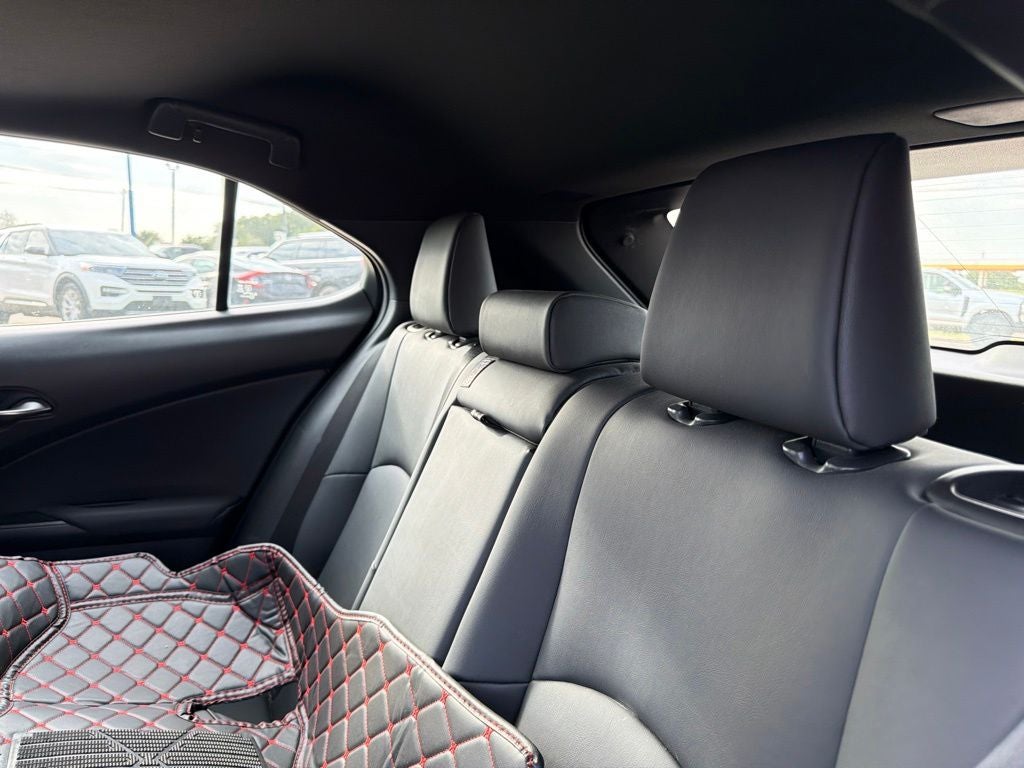 2023 Lexus UX 250h F SPORT Handling