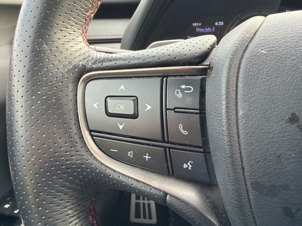 2023 Lexus UX 250h F SPORT Handling