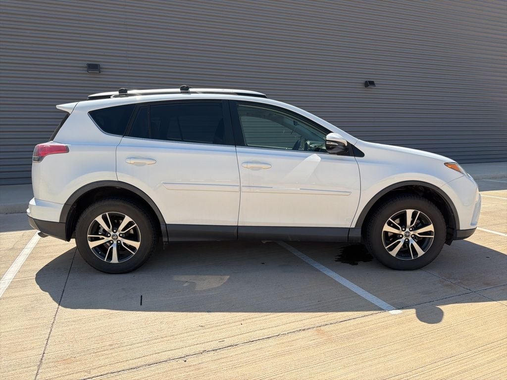 2016 Toyota RAV4 XLE ONE Owner