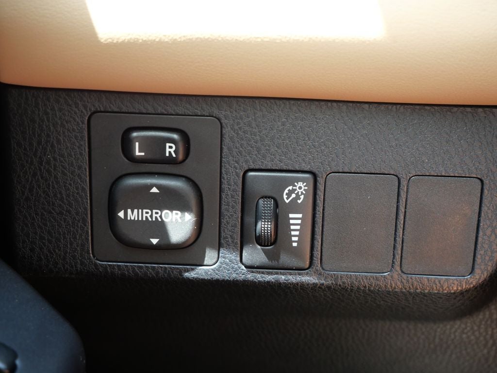 2016 Toyota RAV4 XLE ONE Owner