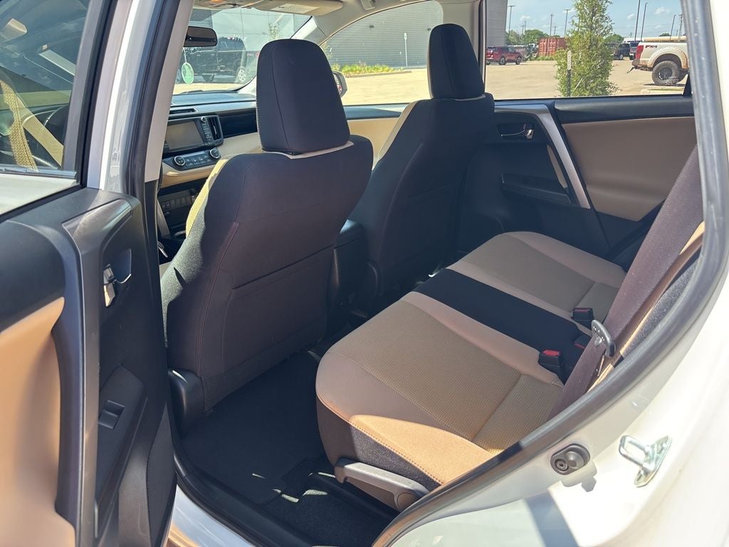 2016 Toyota RAV4 XLE ONE Owner