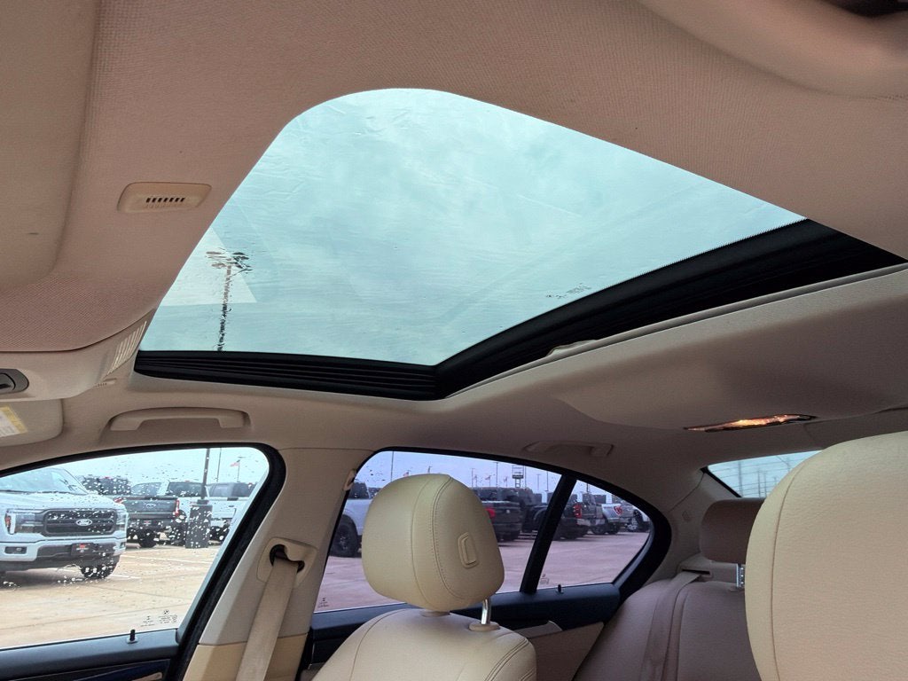 2015 BMW 5 Series 535i Luxury Premium Pkg