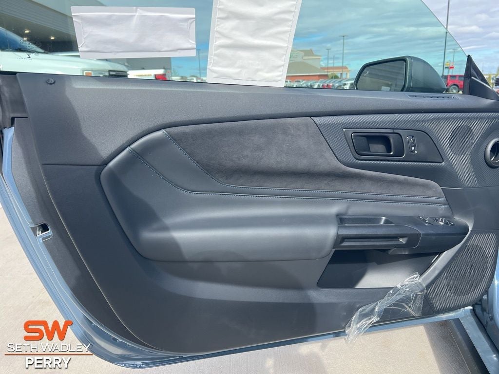 2025 Ford Mustang Dark Horse