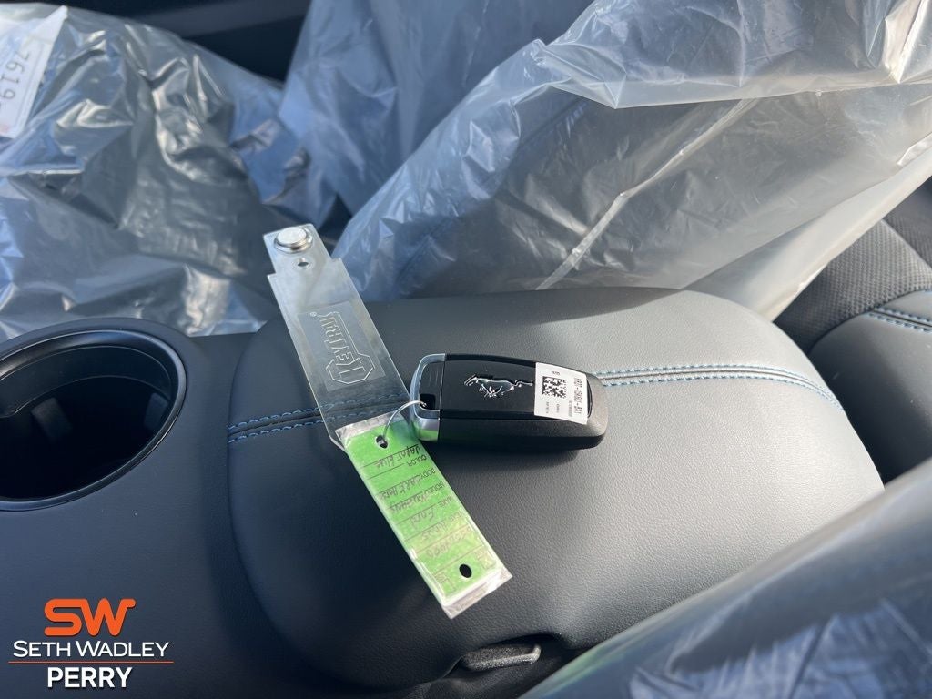 2025 Ford Mustang Dark Horse