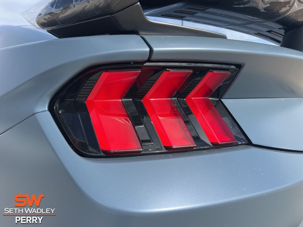 2025 Ford Mustang Dark Horse