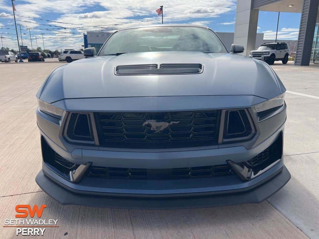 2025 Ford Mustang Dark Horse