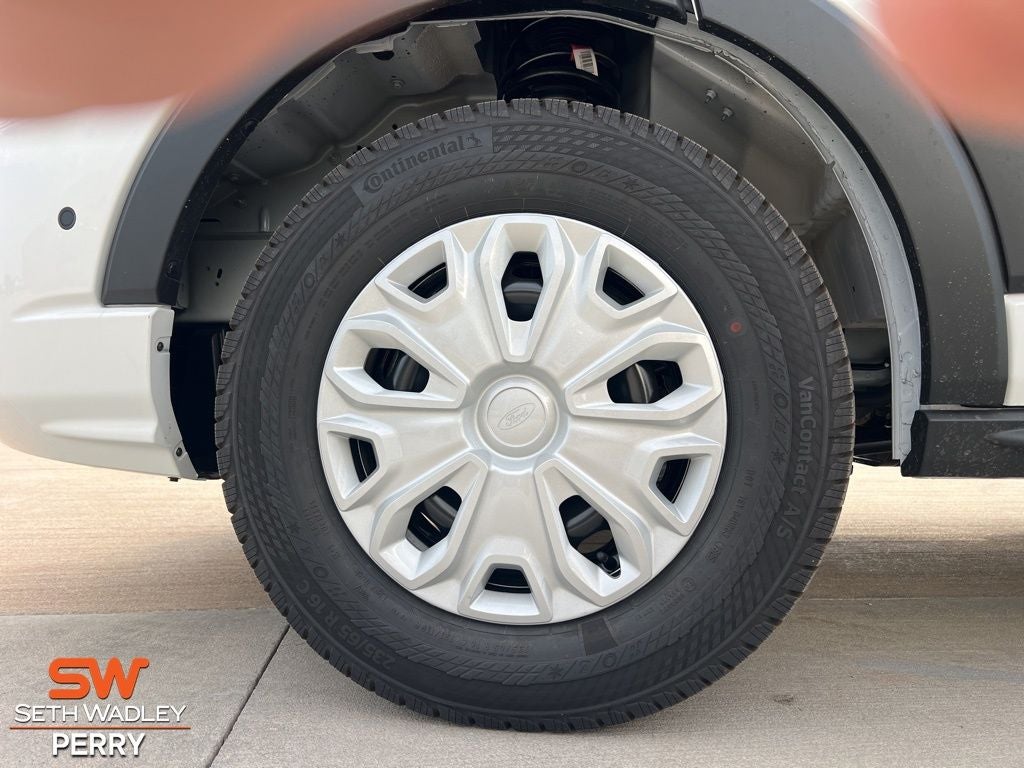 2025 Ford Transit-350 XLT 15 Passenger