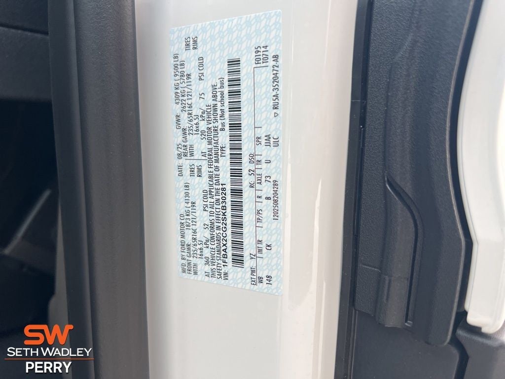 2025 Ford Transit-350 XLT 15 Passenger