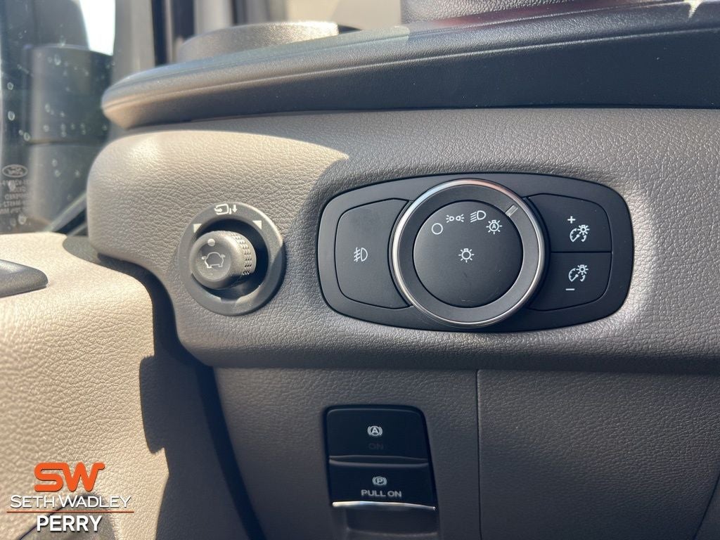 2025 Ford Transit-350 XLT 15 Passenger Van