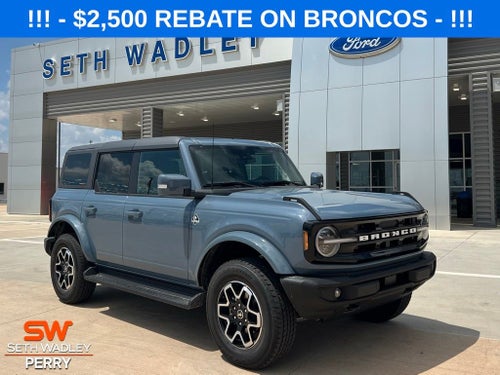 2025 Ford Bronco Outer Banks