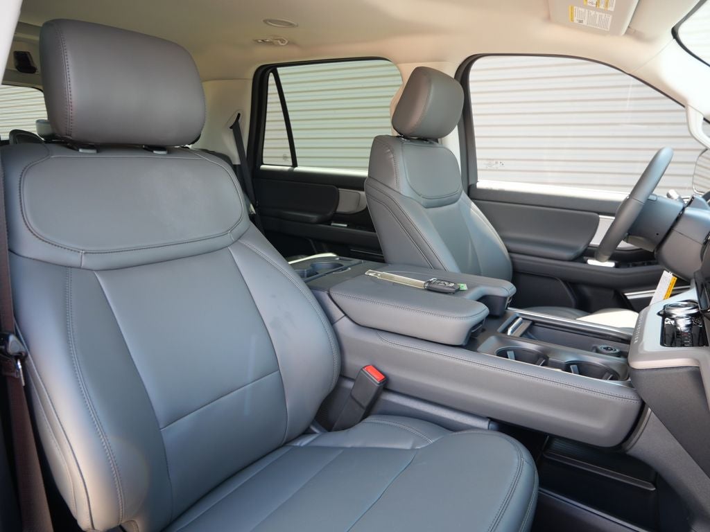 2027 Ford Expedition Active