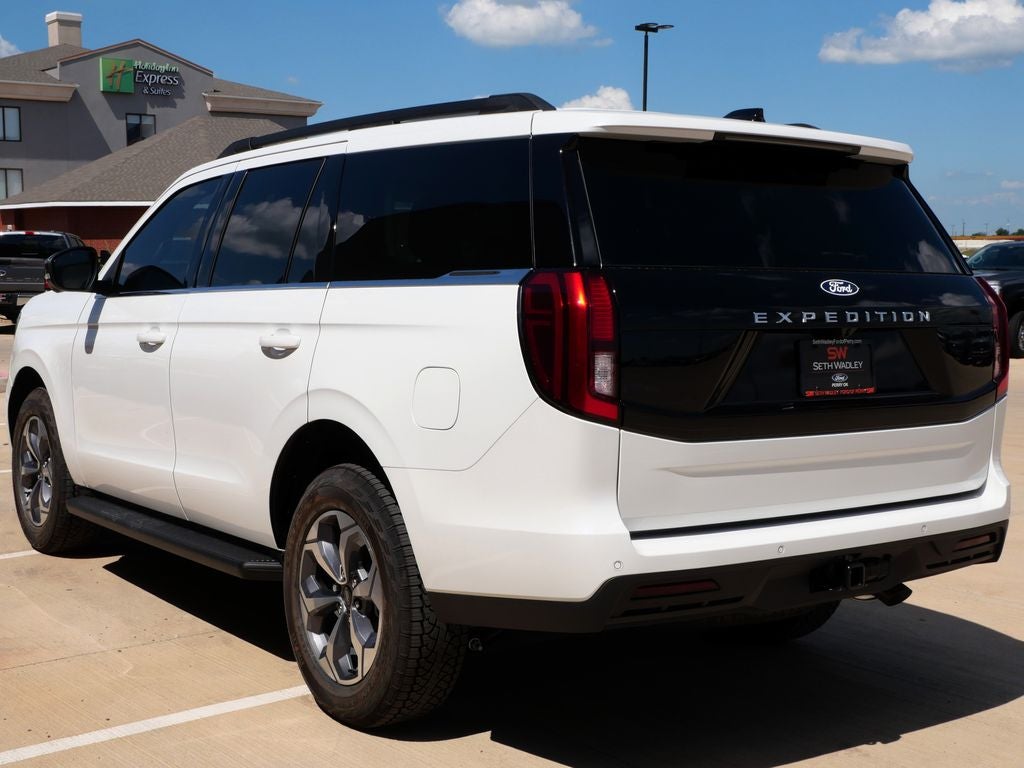 2027 Ford Expedition Active