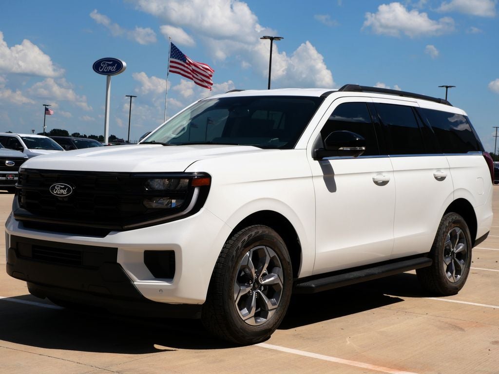 2027 Ford Expedition Active