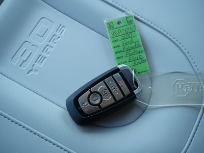2027 Ford Expedition Platinum 30th ANNIVERSARY PACKAGE