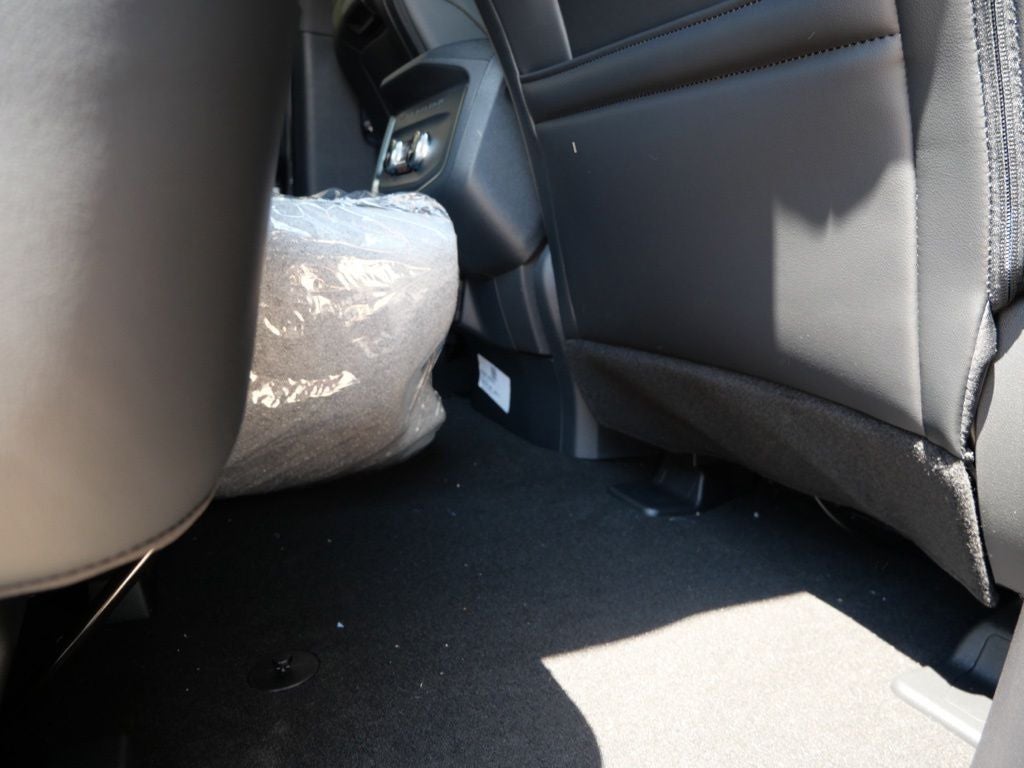 2027 Ford Expedition Platinum Platinum