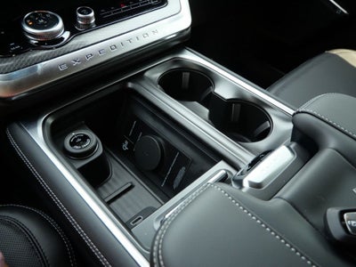 2027 Ford Expedition Platinum Platinum