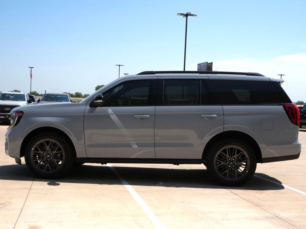 2027 Ford Expedition Platinum Platinum
