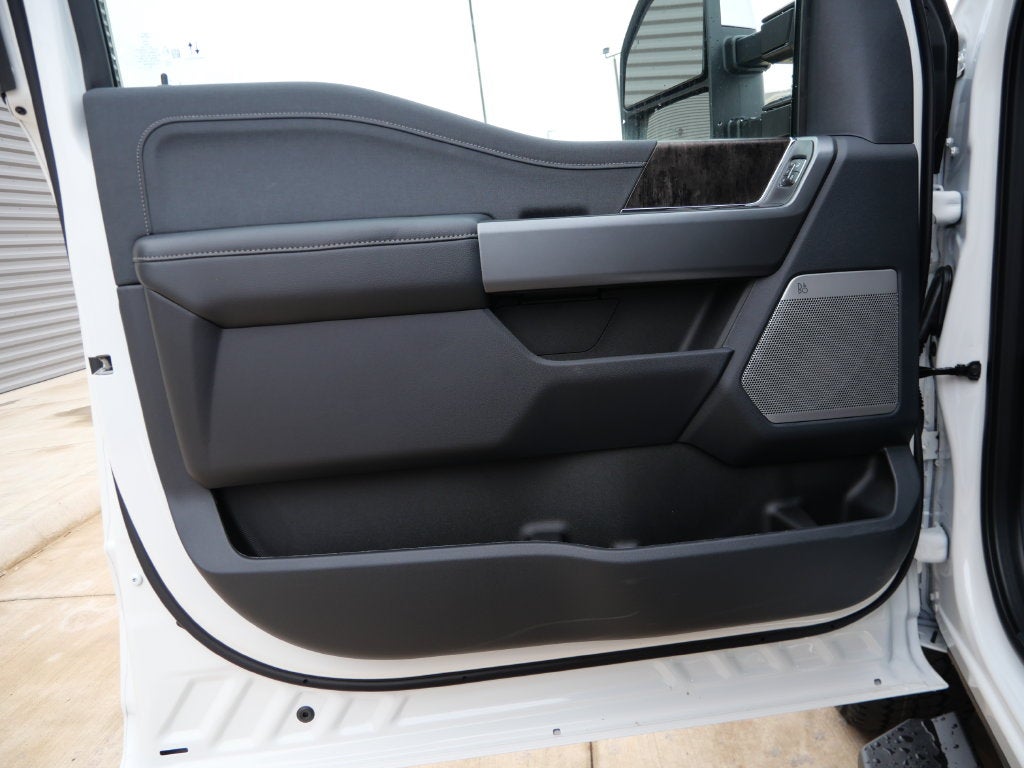 2027 Ford F-250SD Lariat