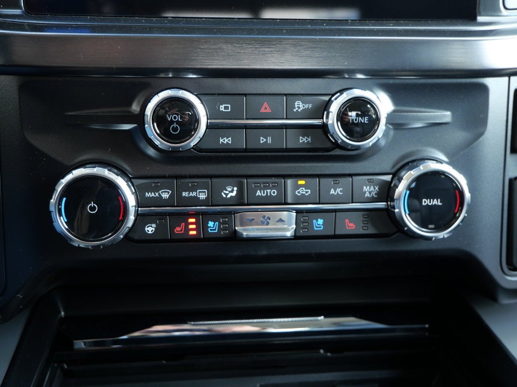 2027 Ford F-250SD Lariat