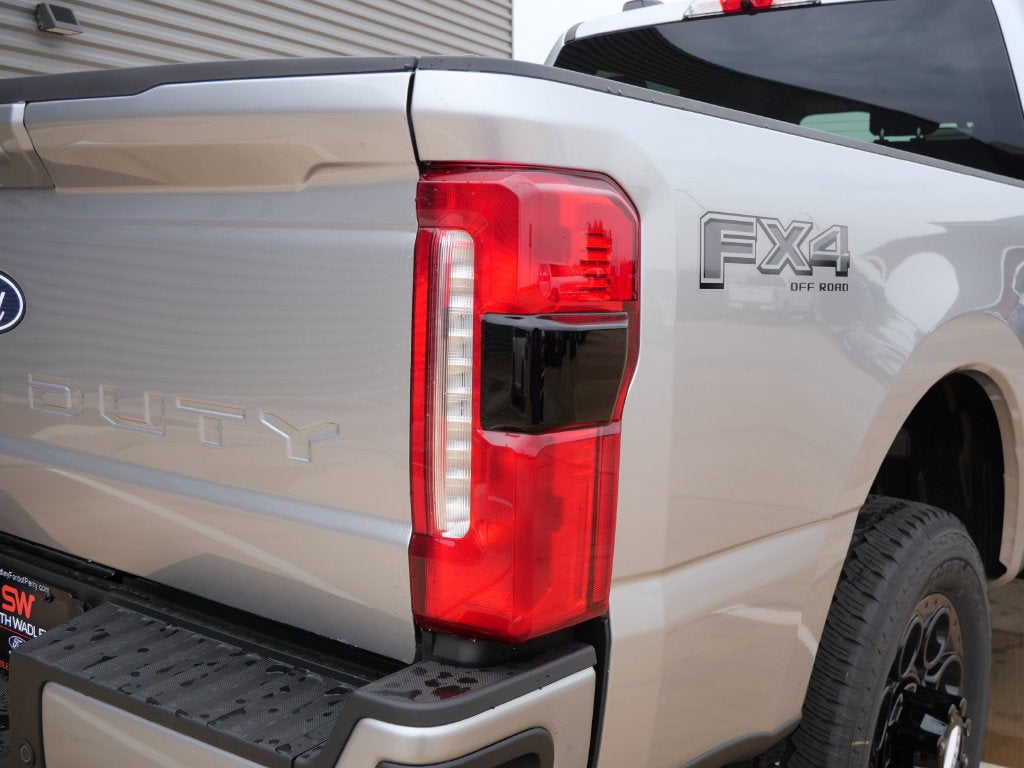 2027 Ford F-250SD Lariat