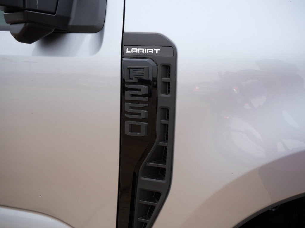 2027 Ford F-250SD Lariat