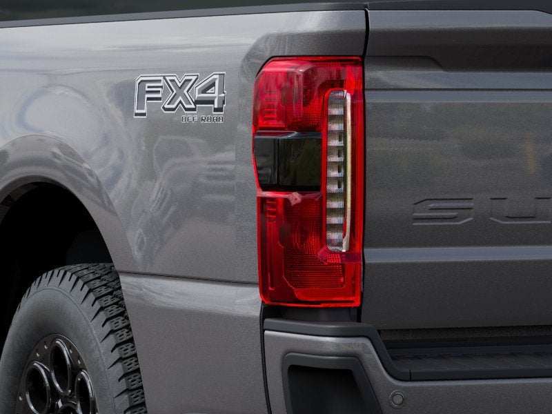 2027 Ford F-350SD F-350® Lariat®