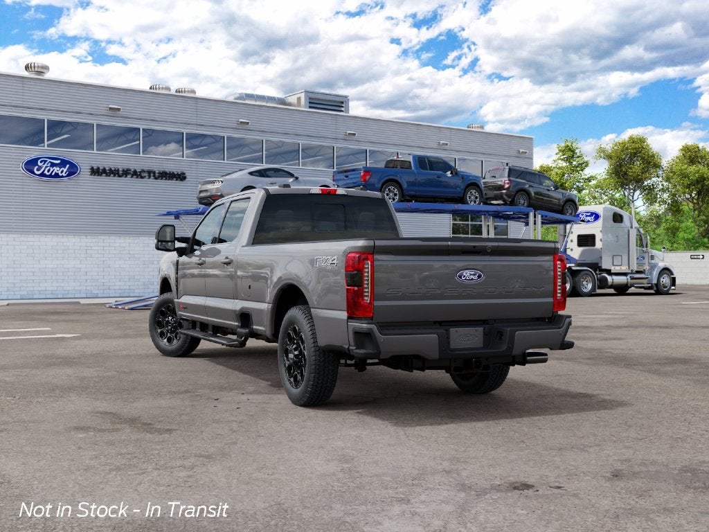 2027 Ford F-350SD F-350® Lariat®