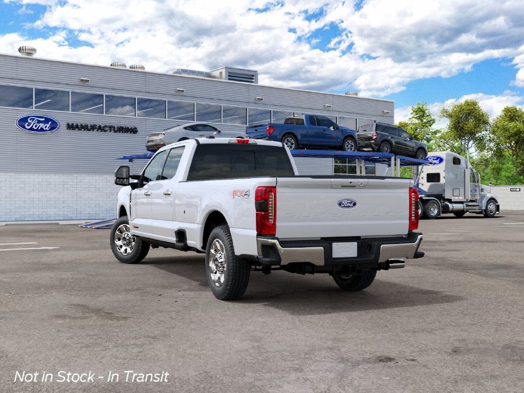 2027 Ford F-350SD F-350® Lariat®